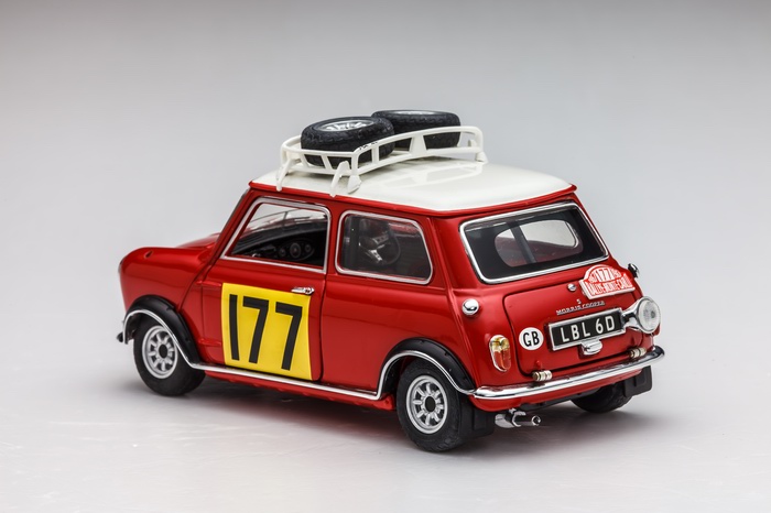 高端收藏：Franklin出品Mint 1:24比例Morris Mini Cooper S汽车模型